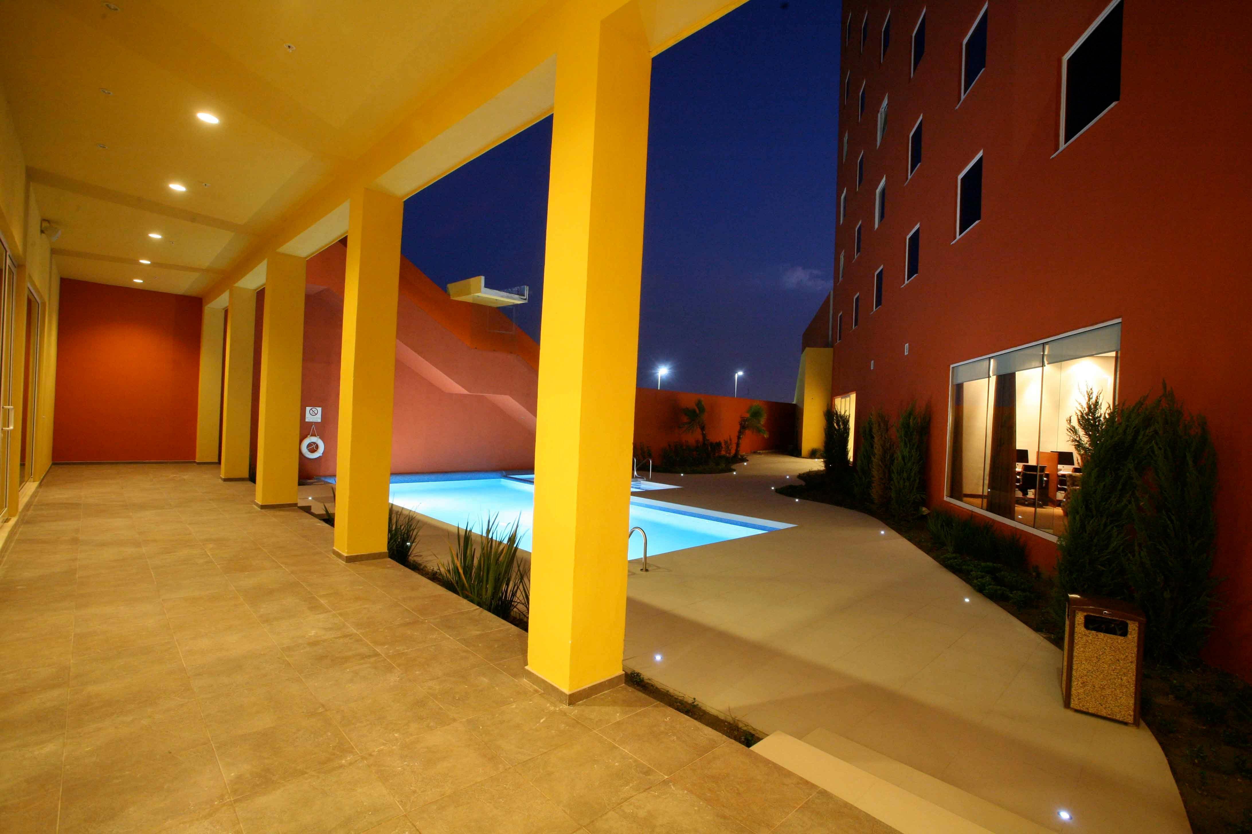 Crowne Plaza Monterrey Aeropuerto By Ihg Hotel Exterior foto